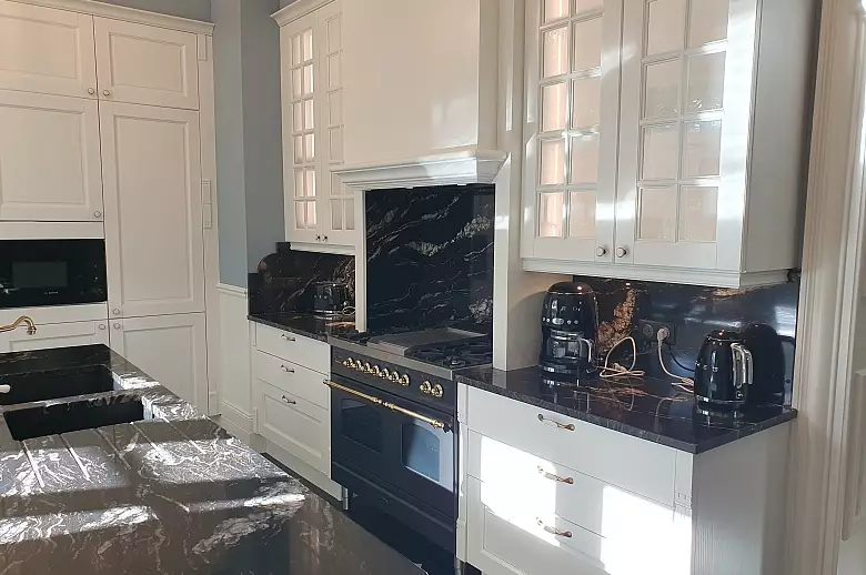 Chateau Classic SouthWest - Location villa de luxe - Provence / Cote d Azur / Mediterran. - ChicVillas - 10