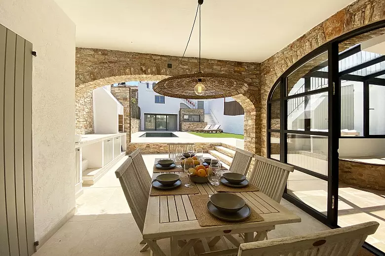 Ambiance Village - Location villa de luxe - Catalogne - ChicVillas - 9